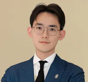 Yancheng Liu portrait